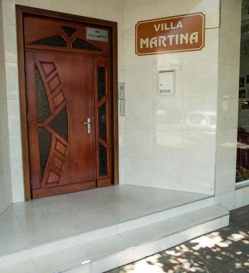 جناح عائلي, Villa Martina