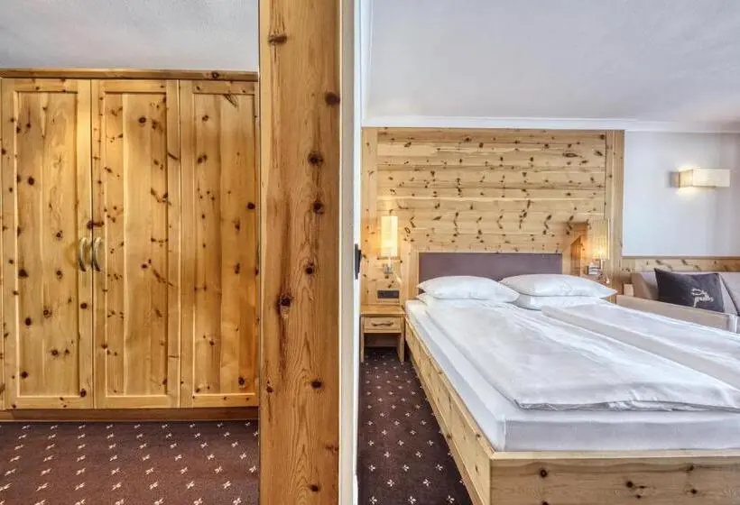 庭の見えるバルコニー月スタンダードルーム, Brunelle Seiser Alm Lodge