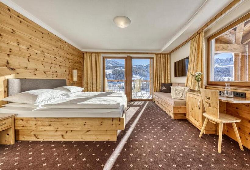 جناح جونيور مطل على الجبل, Brunelle Seiser Alm Lodge
