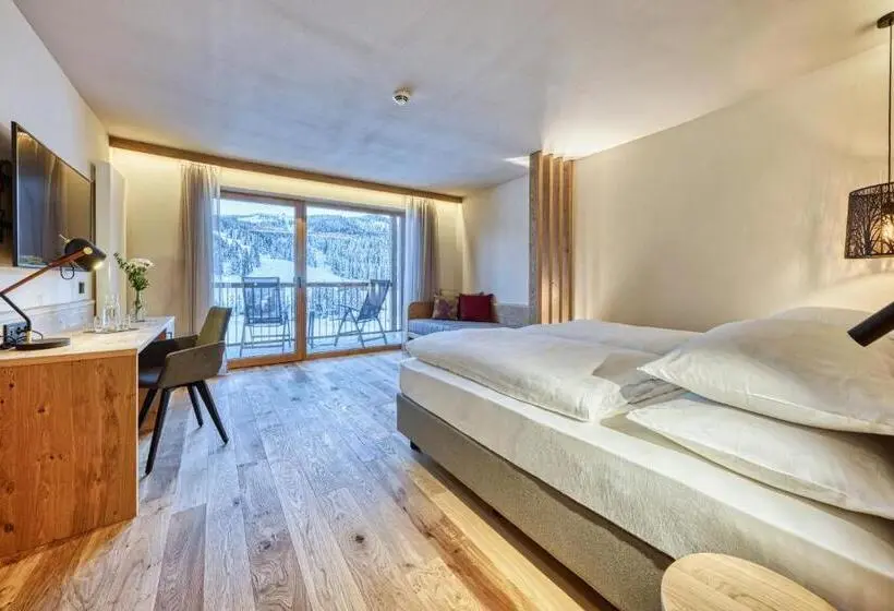 バルコニー付きスタンダードルーム, Brunelle Seiser Alm Lodge
