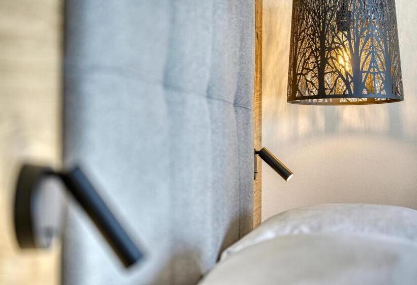 Номер Стандарт с Балконом, Brunelle Seiser Alm Lodge