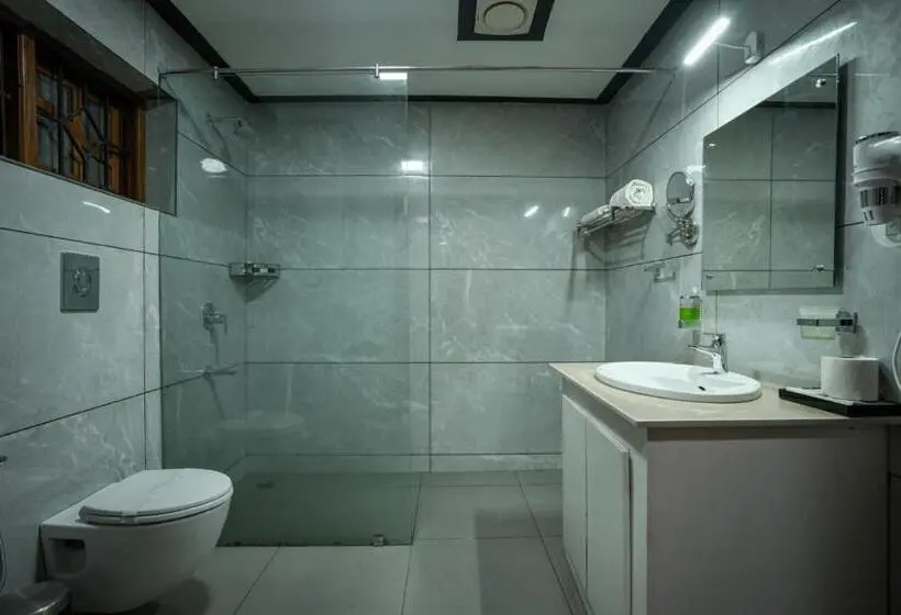 Sviitti, Empire Residency