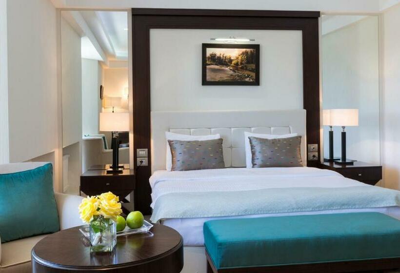 سوییت جونیور, Gabala Yengice Thermal Resort