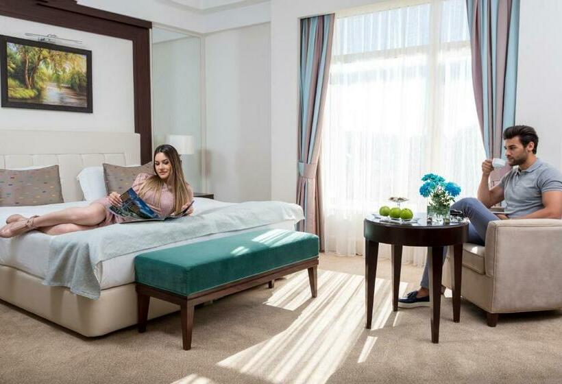 سوییت جونیور, Gabala Yengice Thermal Resort