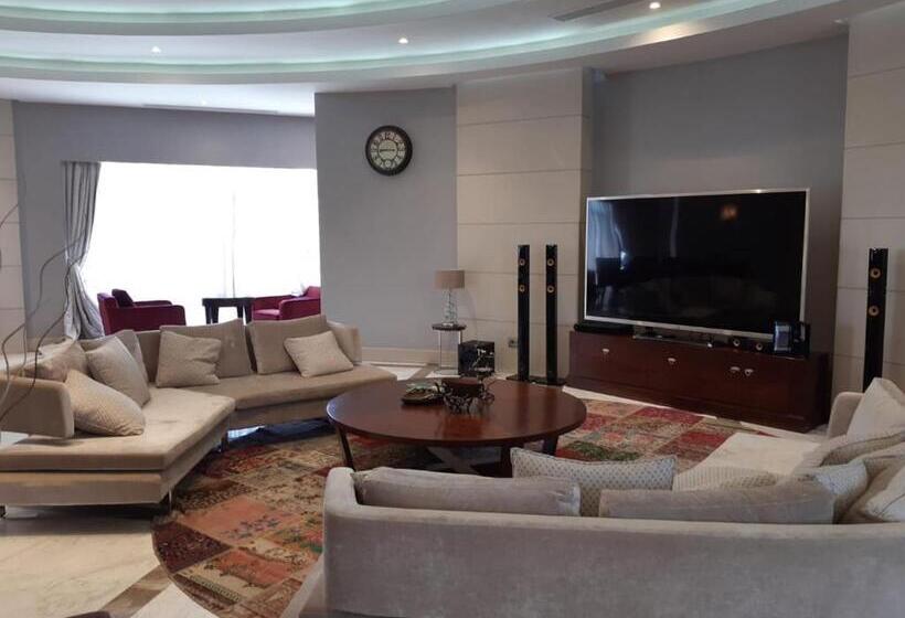 سوئیت پرزیدنت, Gabala Yengice Thermal Resort