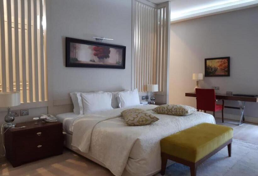 سوئیت پرزیدنت, Gabala Yengice Thermal Resort