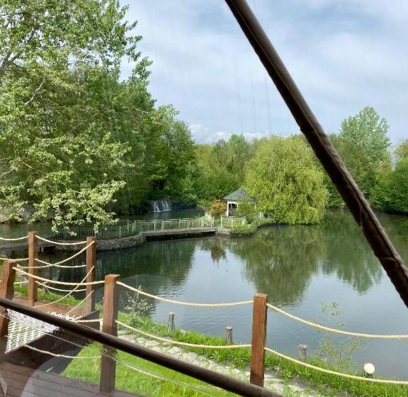 بانگلوی استاندارد, Gabala Yengice Thermal Resort