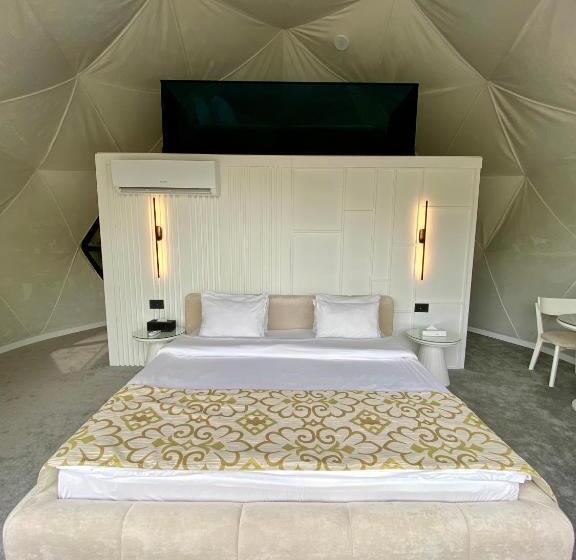 بانگلوی استاندارد, Gabala Yengice Thermal Resort