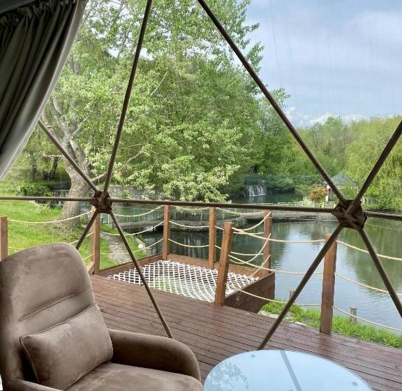 بانگلوی استاندارد, Gabala Yengice Thermal Resort