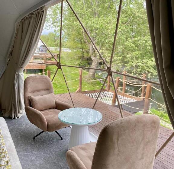 بانگلوی استاندارد, Gabala Yengice Thermal Resort