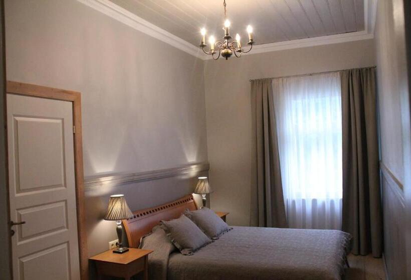 اتاق استاندارد, Meke