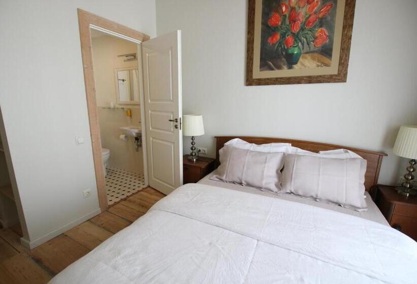 اتاق استاندارد با بالکن, Meke