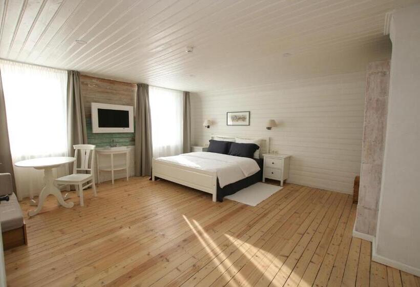 اتاق سوپریور, Meke