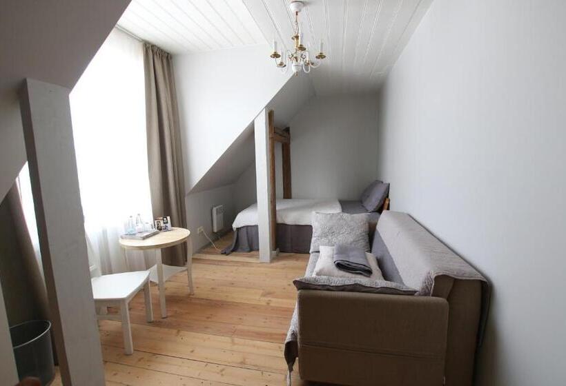 اتاق خانوادگی, Meke