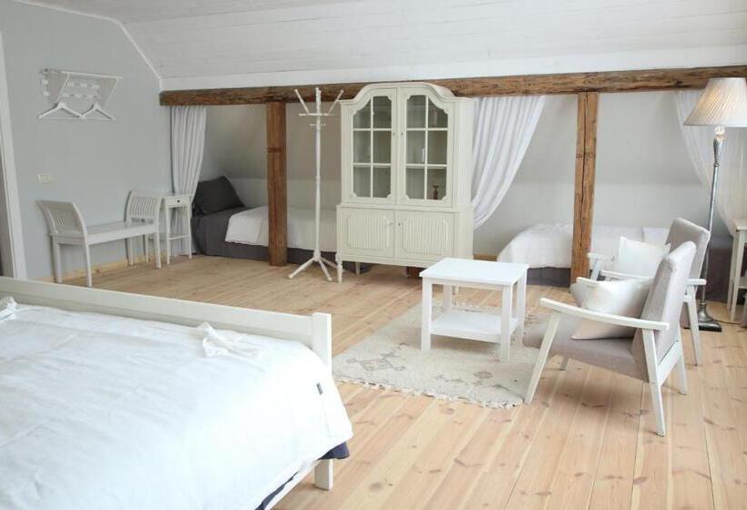 اتاق استاندارد با تخت بزرگ, Meke