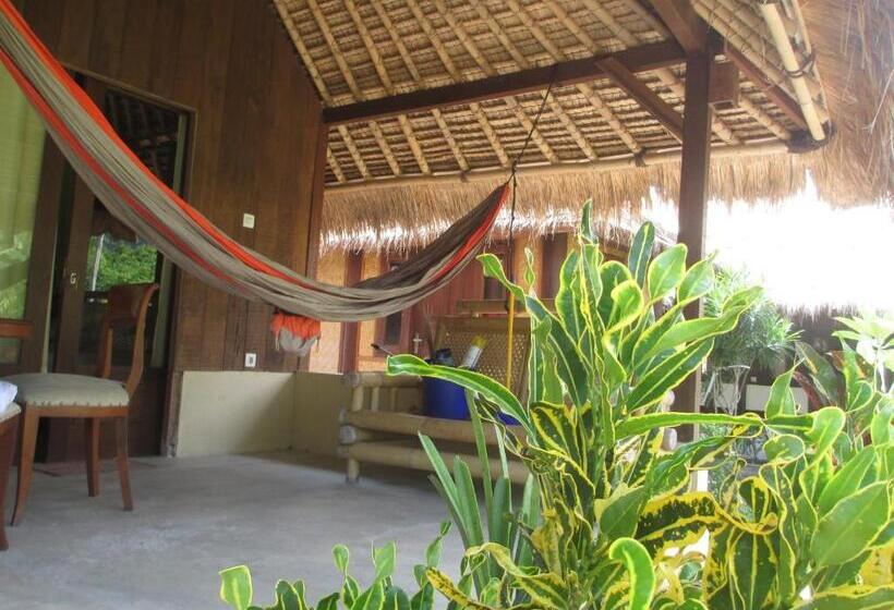 Quarto Estandar, Selong Belanak Bungalows