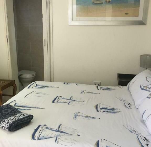 スタンダードトリプルルーム, The Lighthouse Guesthouse