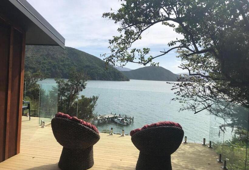 شاليه غرفة نوم واحدة, The Lodge At Te Rawa