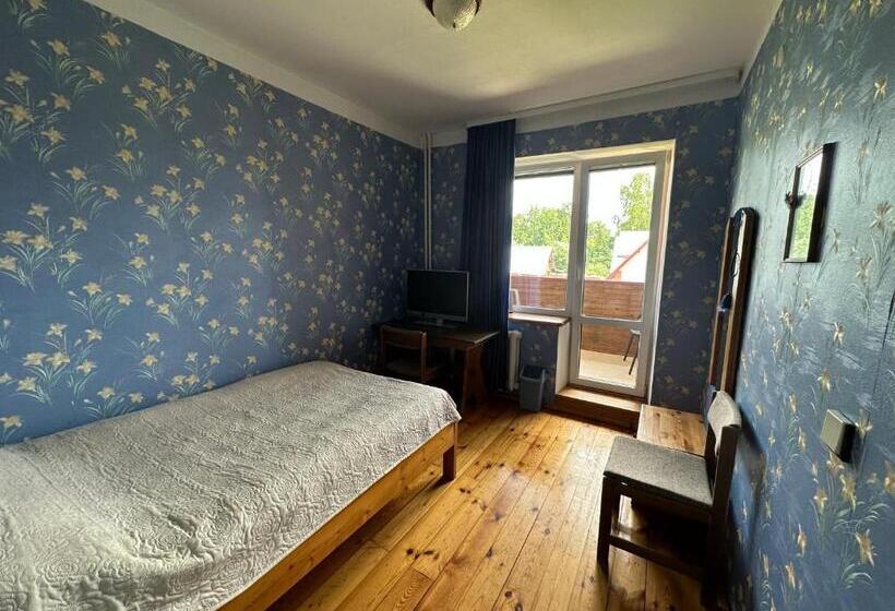 1 Bedroom Apartment Lake View, Radi