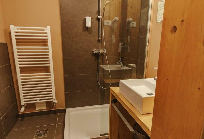 اتاق استاندارد یک نفره, Jelka Pokljuka