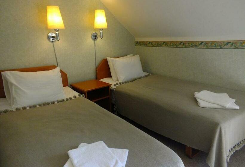 اتاق استاندارد, Loona Manor Guesthouse