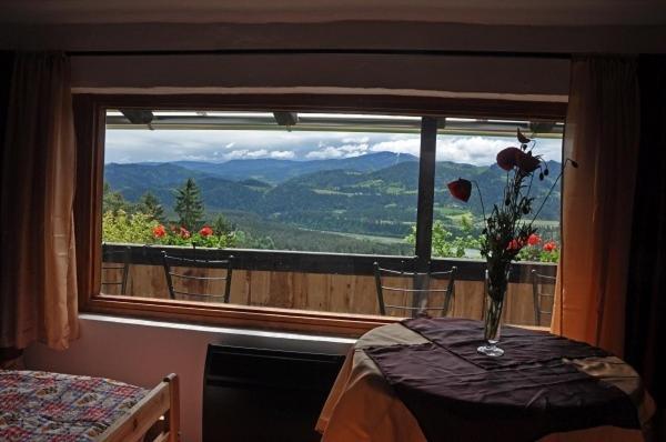 اتاق استاندارد با چشم‌انداز کوهستان, Apartments Mm