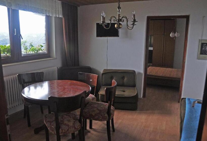 سوییت خانوادگی, Apartments Mm