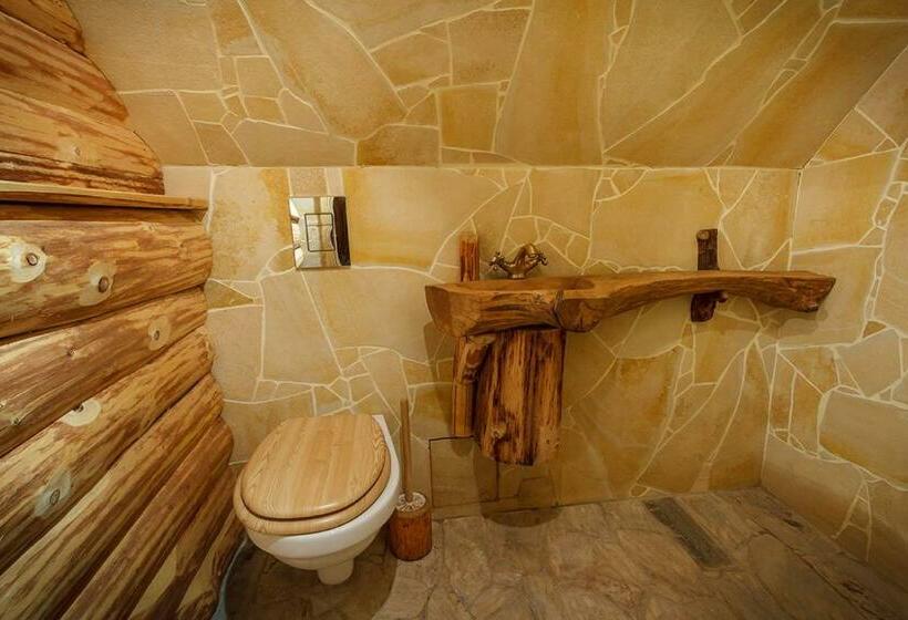 اتاق استاندارد چهار تخته, Viikingite Küla