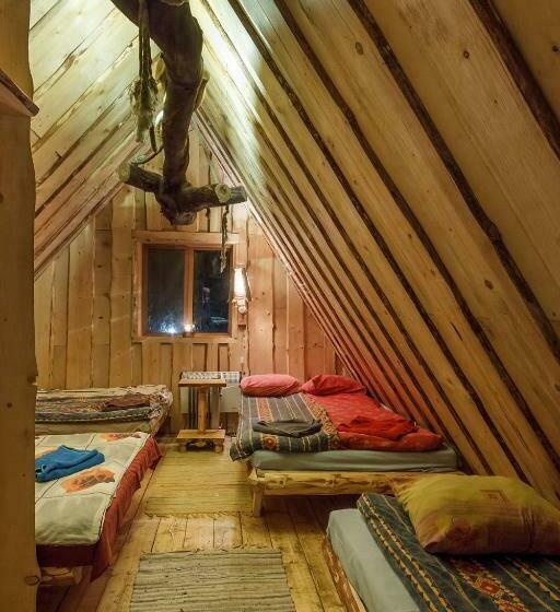 اتاق استاندارد چهار تخته, Viikingite Küla