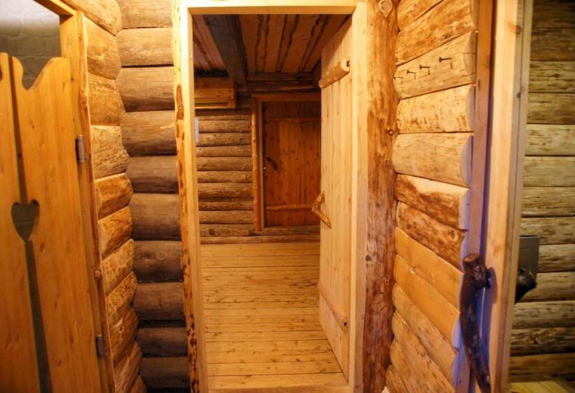 خانه 4 خوابه, Viikingite Küla