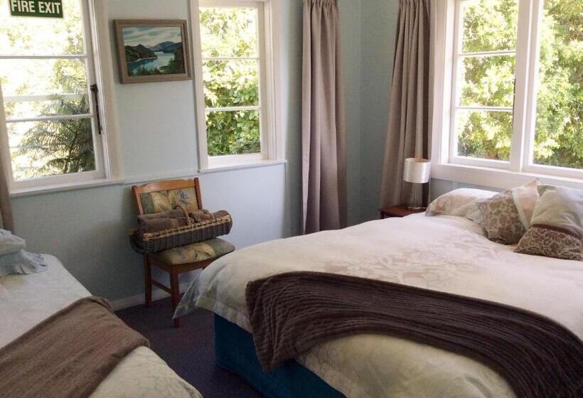 اتاق خانوادگی با چشمانداز دریا, Te Mahia Bay Resort