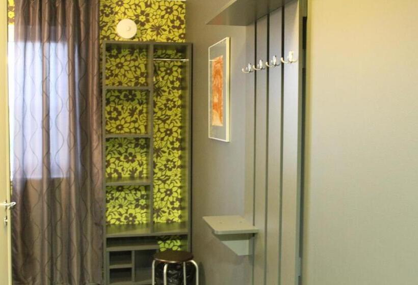 اتاق استاندارد, Tuhamäe Hostel