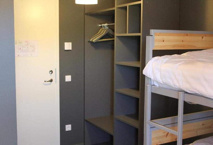 اتاق استاندارد سه نفره, Tuhamäe Hostel