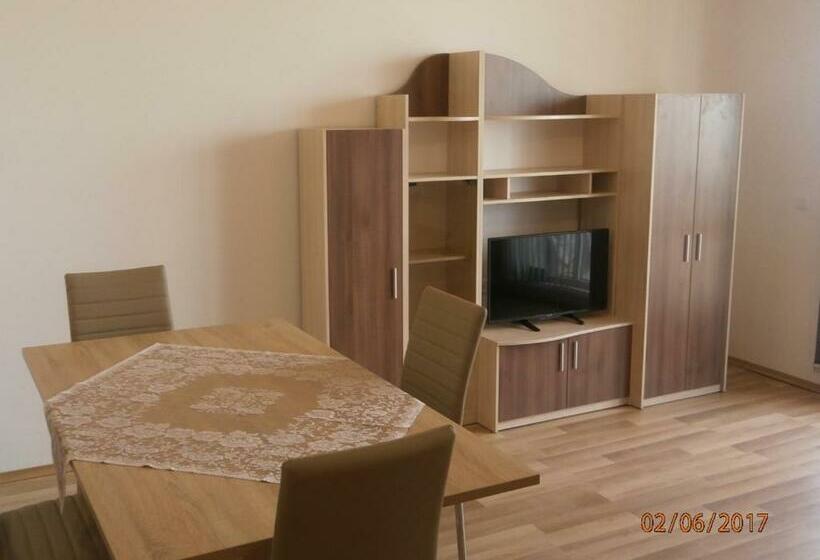 شقة غرفة نوم واحدة مزودة بشُرفة, Apartments In Las Brisas