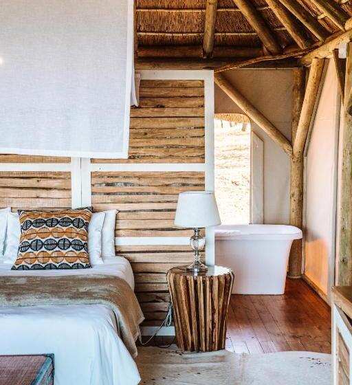 Standard Tent, Jbay Zebra Lodge