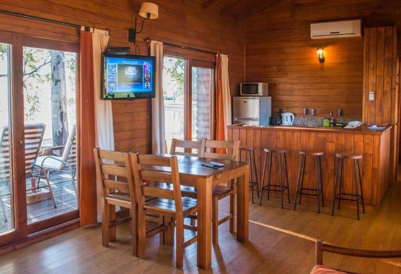 بنجلو قياسى غرفتين نوم, Horacio Quiroga