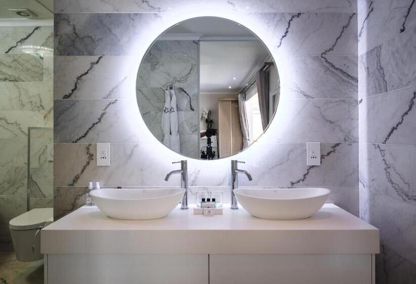 سوئیت پریمیوم, Alluvia Boutique Winery & Luxury Accommodation