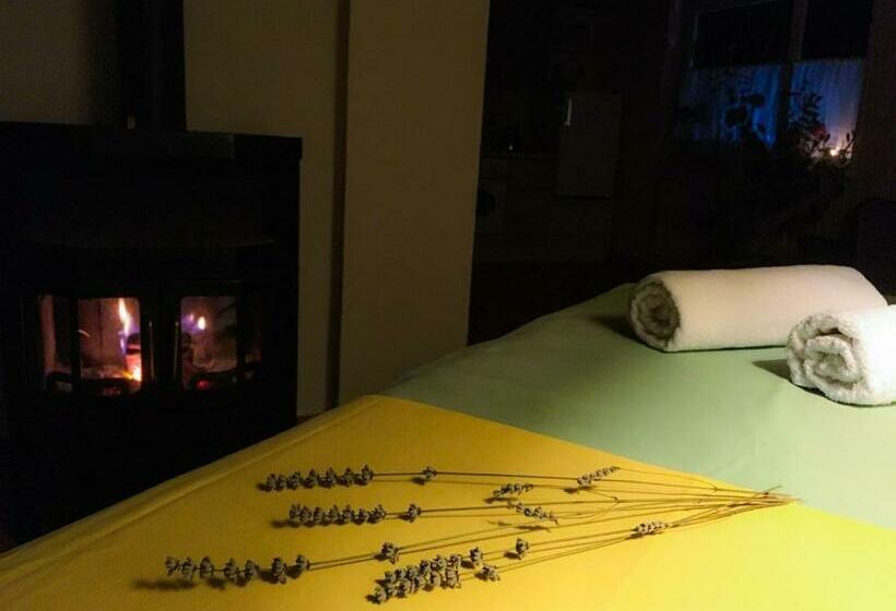 اتاق استاندارد یک تخته با سرویس بهداشتی مشترک, Bajtica Guesthouse