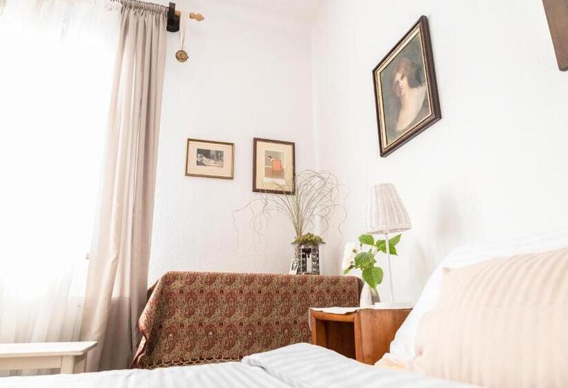 اتاق استاندارد با بالکن, Bajtica Guesthouse