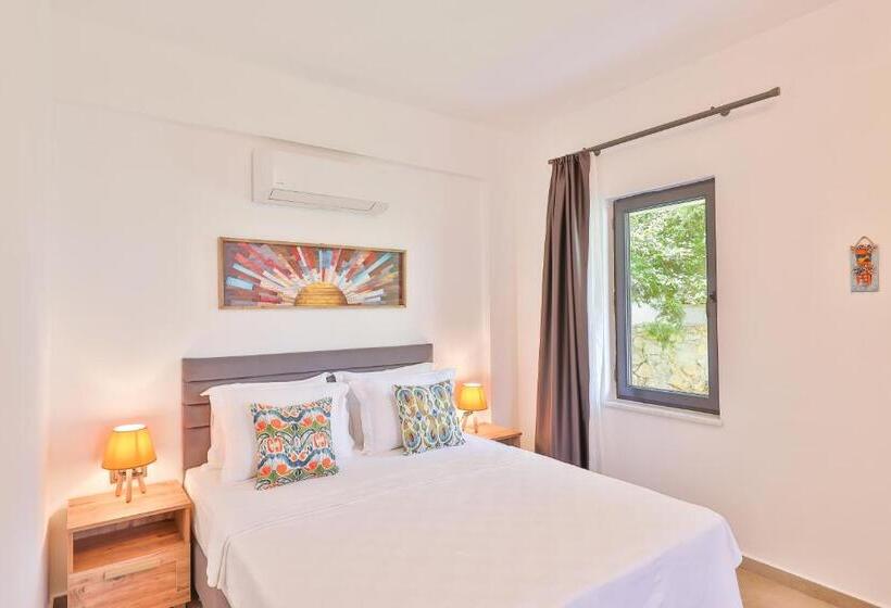 Bahçe manzaralı standart stüdyo, Thomas Suites Datca