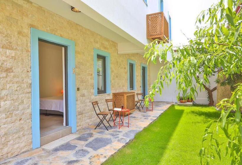 Escritório Standard Vista Jardim, Thomas Suites Datca