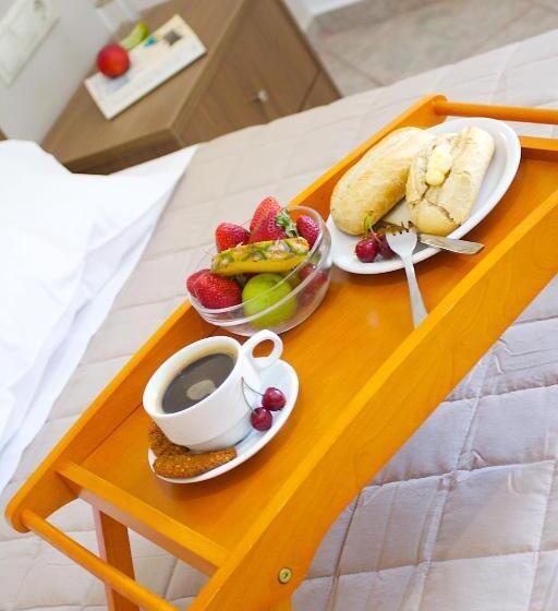 プールビュースーペリアワンルーム, Amalia Apartments