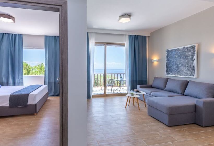 جناح جونيور مطلّ علي البحر, Anasa Corfu