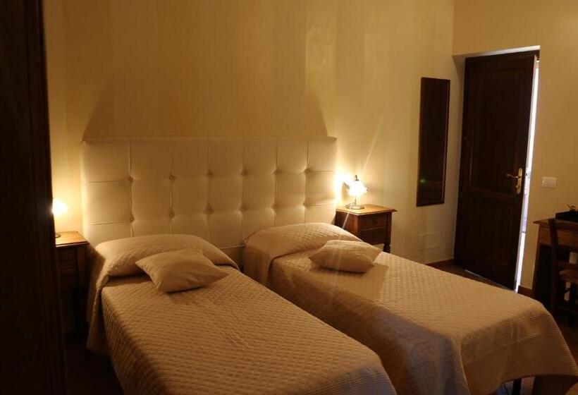スタンダードトリプルルーム, B&b Le Foglie D'argento