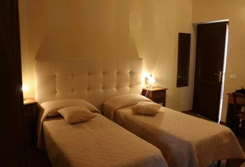 اتاق استاندارد سه نفره, B&b Le Foglie D'argento