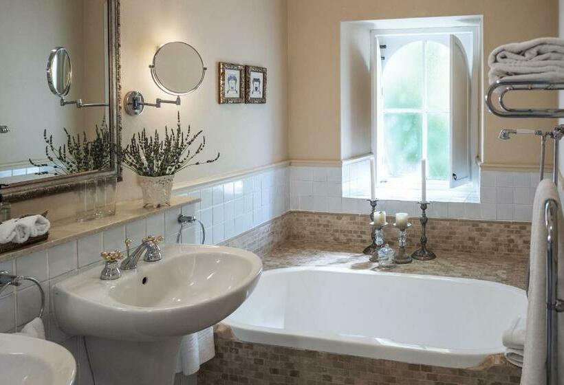 スイート, Auberge Clermont