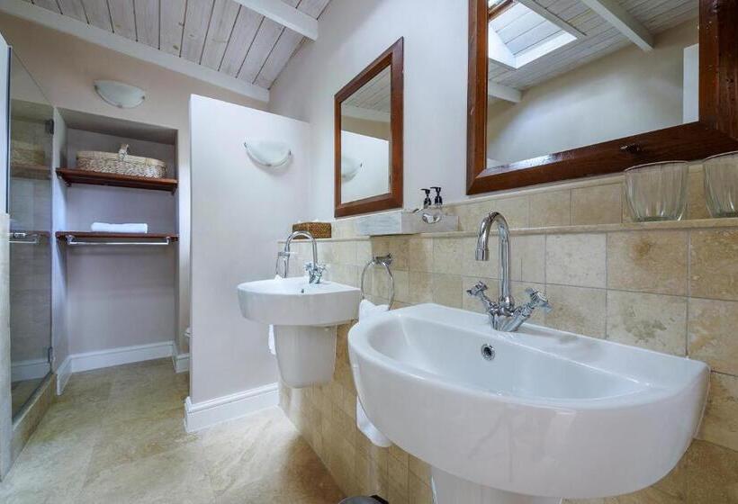 スタンダードルーム, Auberge Clermont