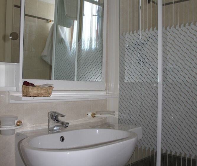 חדר סטנדרט, Girasole