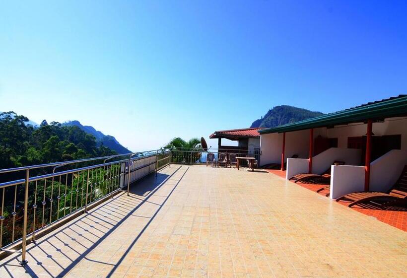 バルコニー付きデラックスルーム, Iconic Rawana Resort