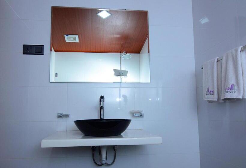 スタンダードトリプルルーム, Iconic Rawana Resort